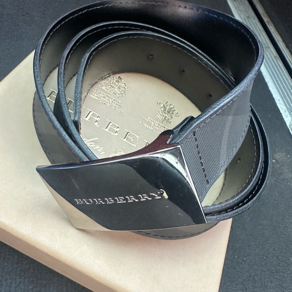 Burberry men’s belt 34 waist